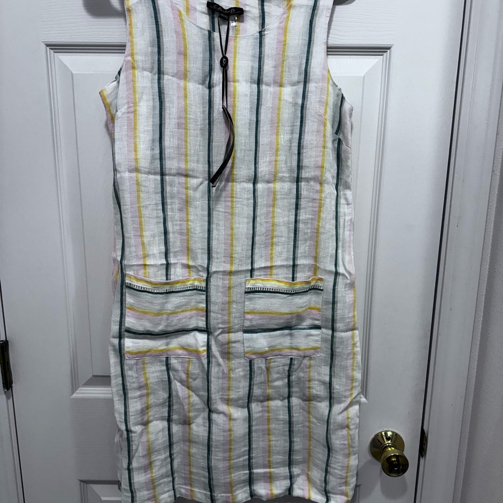 NWT Charlie 100% linen dress